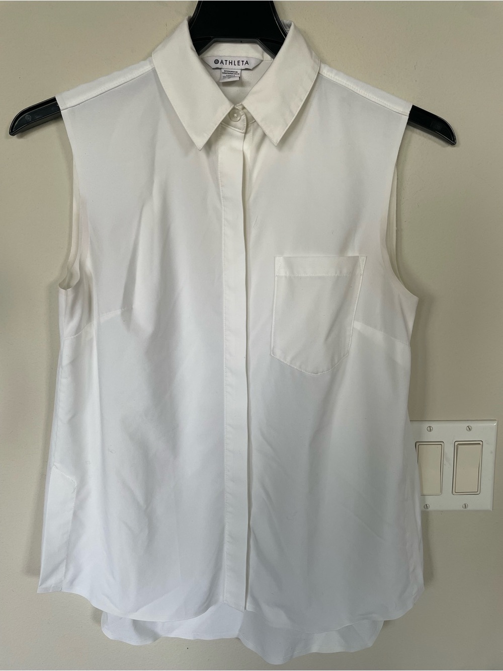 Athleta Women’s Sleeveless Botton Up Shirt  White Size XS